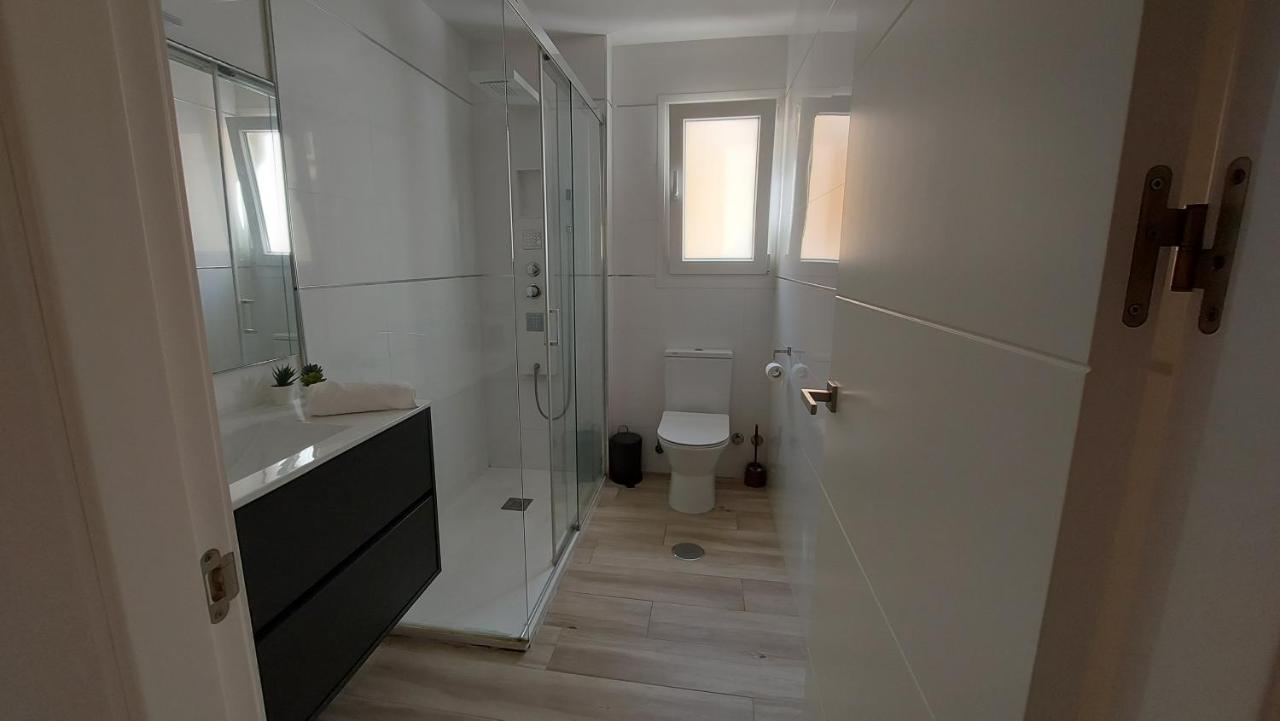 La Victoria Apartment Cadiz Bagian luar foto