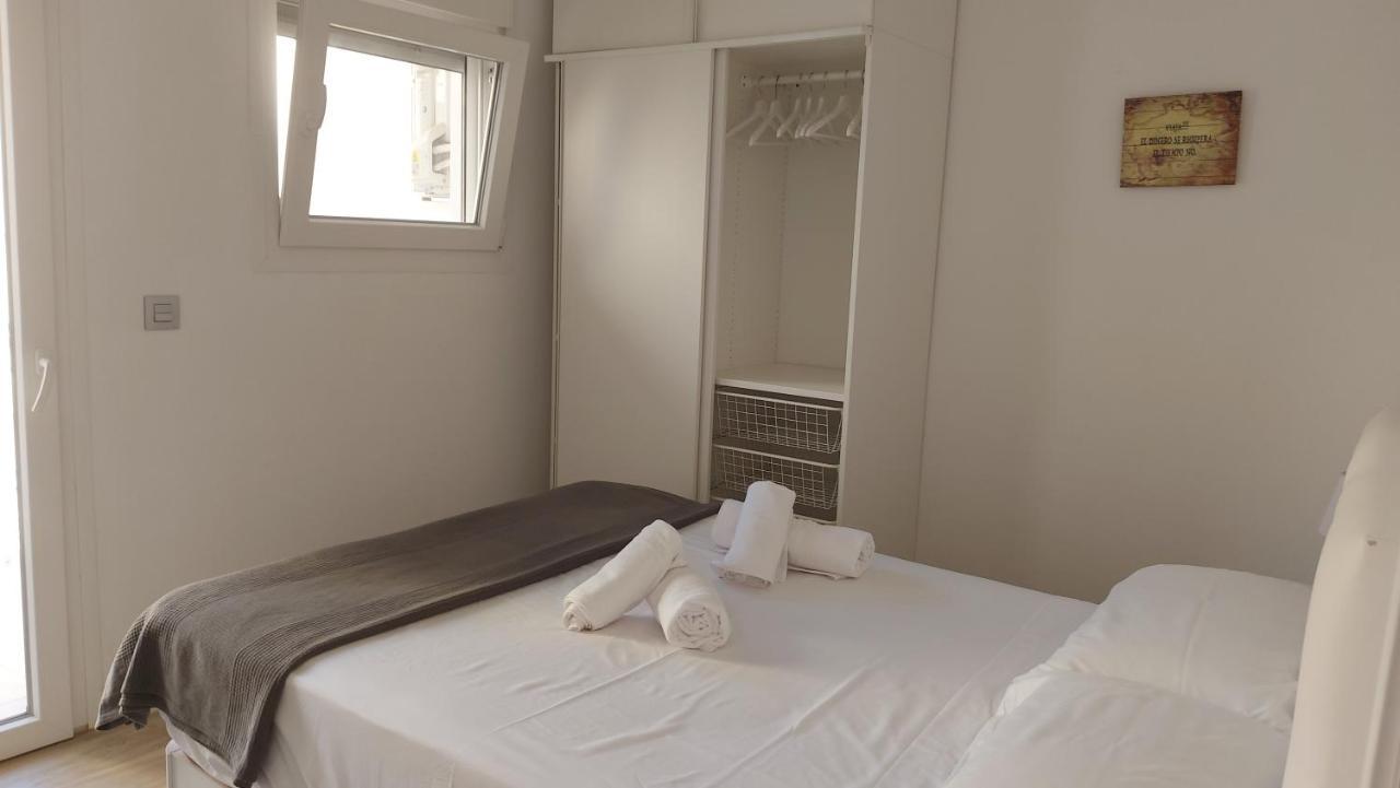 La Victoria Apartment Cadiz Bagian luar foto